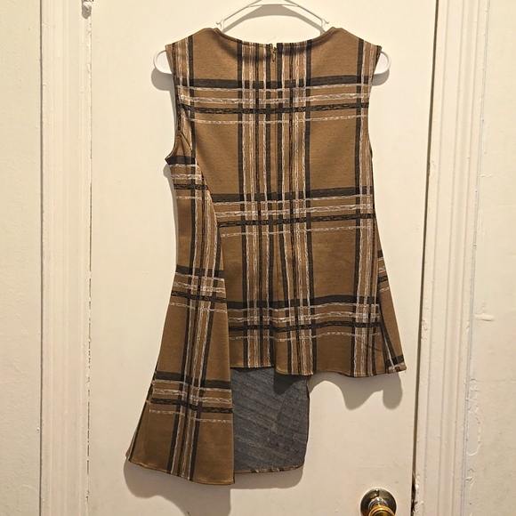 Shirt - Picture 2 of 3